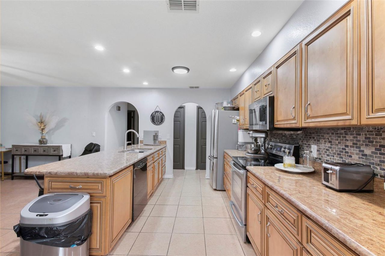 10951 Peppertree Ln , Port Richey, FL 34668 Photo