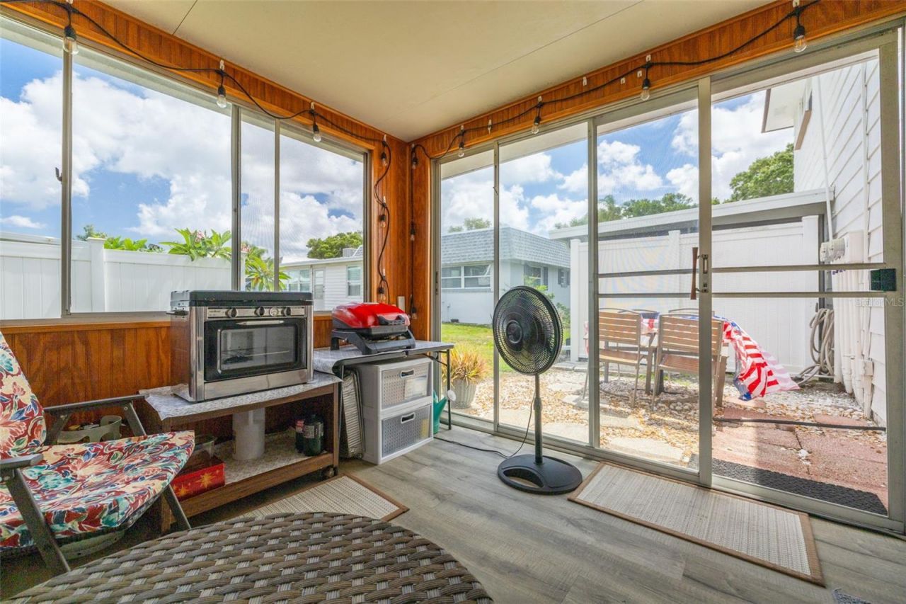 802 Mindy Court, Unit 802, Largo, FL 33771 Photo