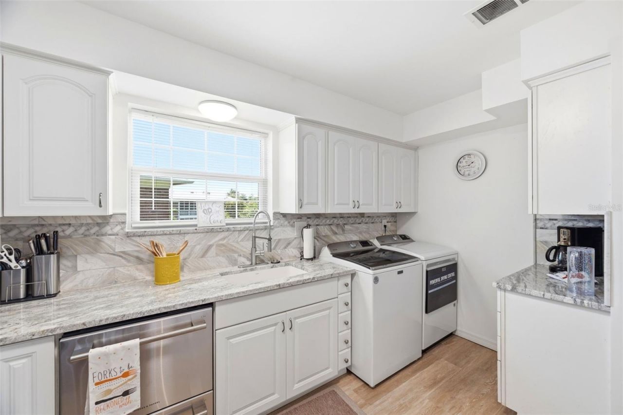 3595 40th Avenue S, Unit 3, Saint Petersburg, FL 33711 Photo