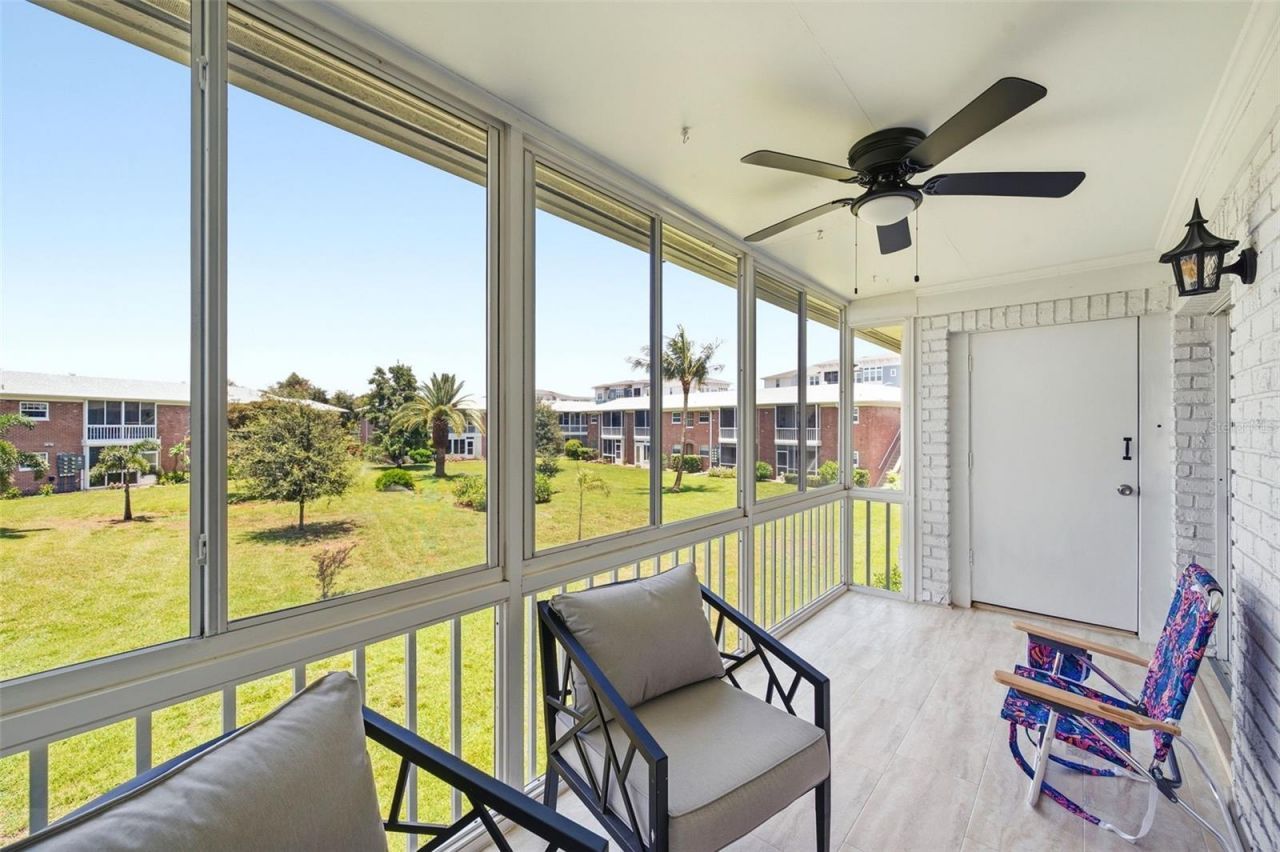 3595 40th Avenue S, Unit 3, Saint Petersburg, FL 33711 Photo