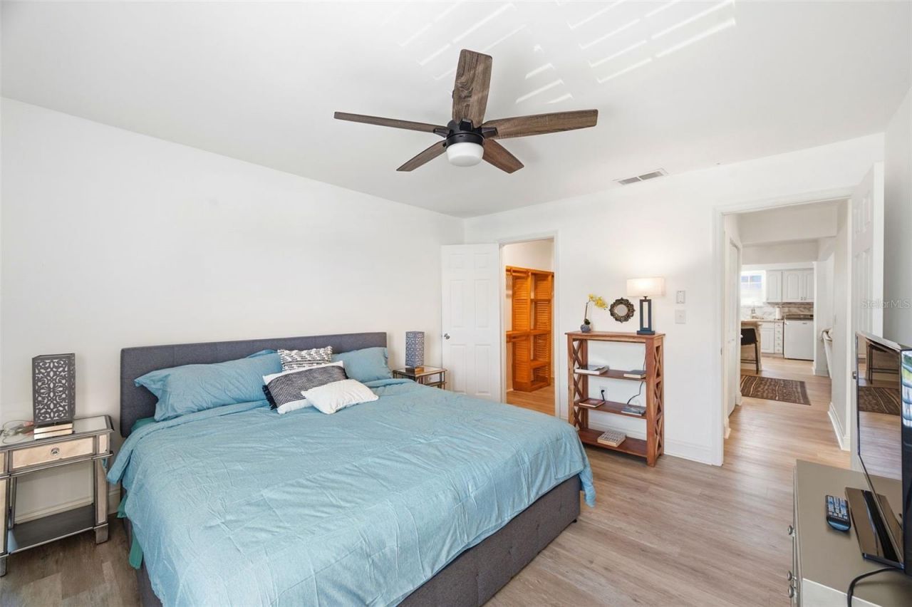 3595 40th Avenue S, Unit 3, Saint Petersburg, FL 33711 Photo