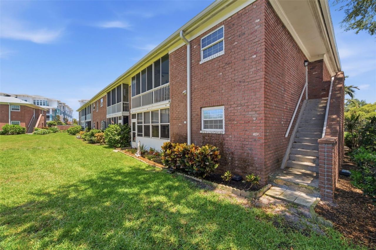 3595 40th Avenue S, Unit 3, Saint Petersburg, FL 33711 Photo