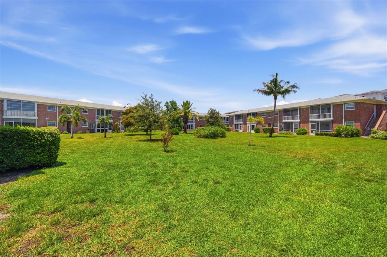 3595 40th Avenue S, Unit 3, Saint Petersburg, FL 33711 Photo