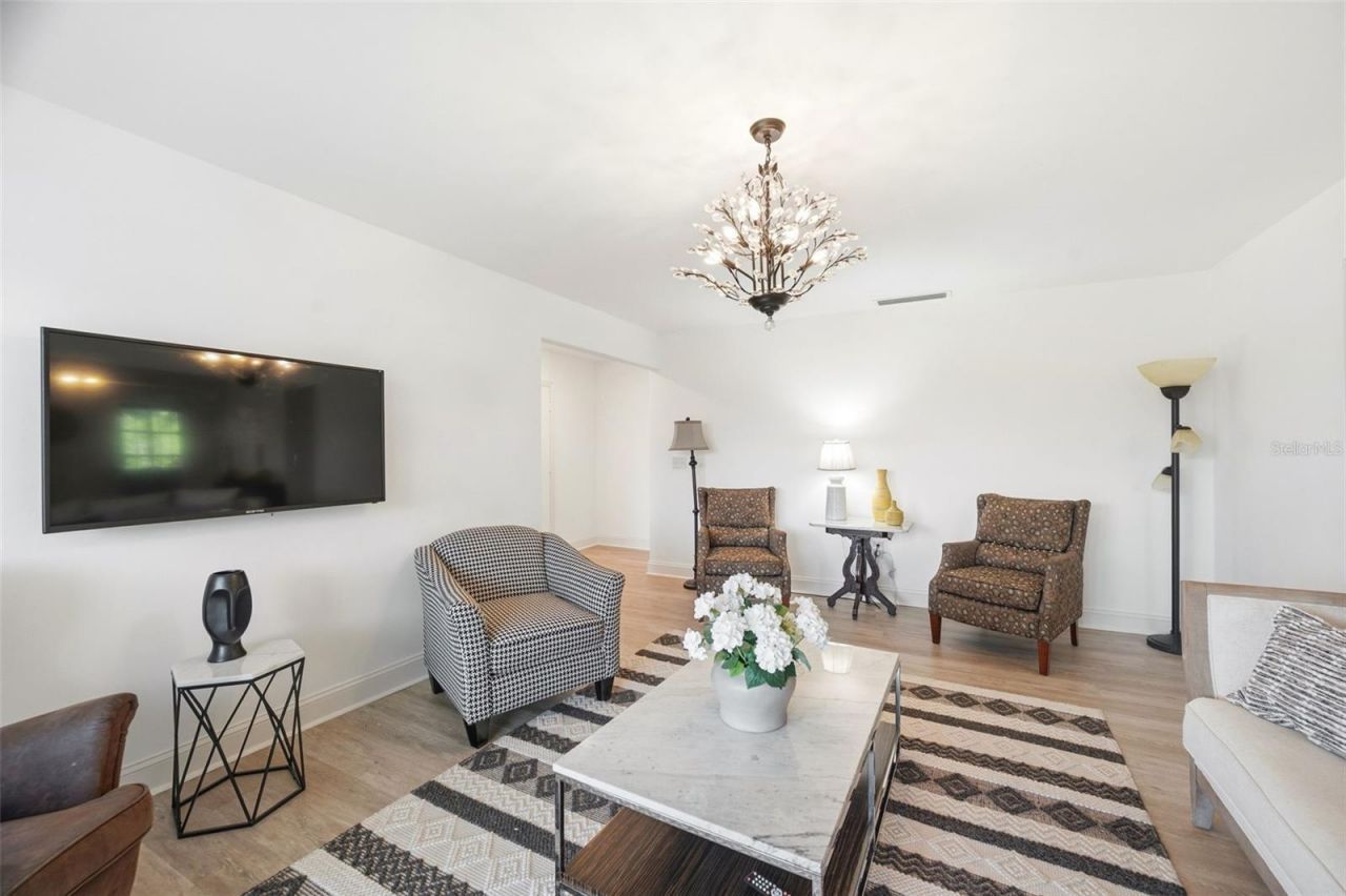 3595 40th Avenue S, Unit 3, Saint Petersburg, FL 33711 Photo