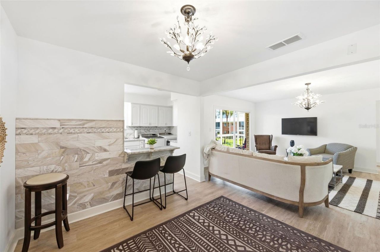 3595 40th Avenue S, Unit 3, Saint Petersburg, FL 33711 Photo
