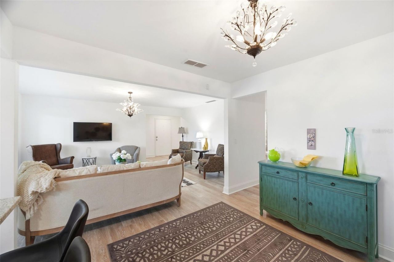 3595 40th Avenue S, Unit 3, Saint Petersburg, FL 33711 Photo