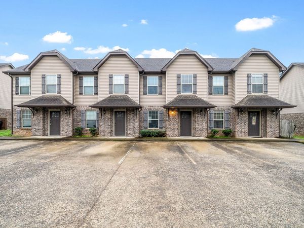 1770 Spring Water Drive , Unit A, Clarksville, TN 37040