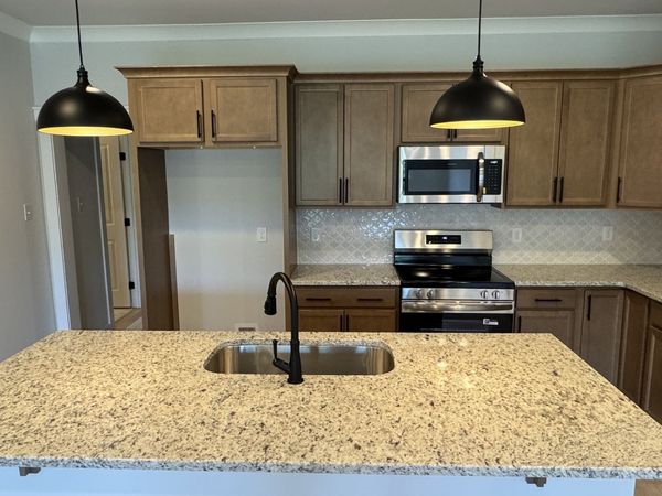 504 W Foxrun , Springfield, TN 37172
