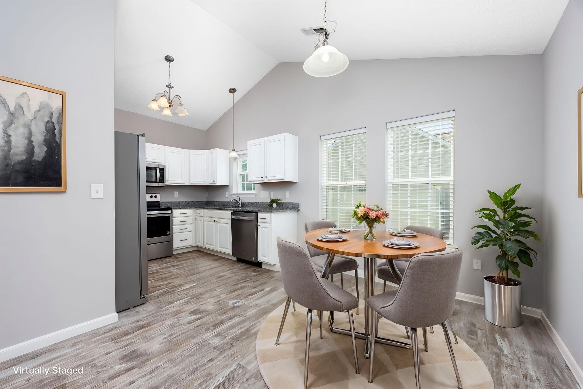 151 Heath Dr. Photo 8