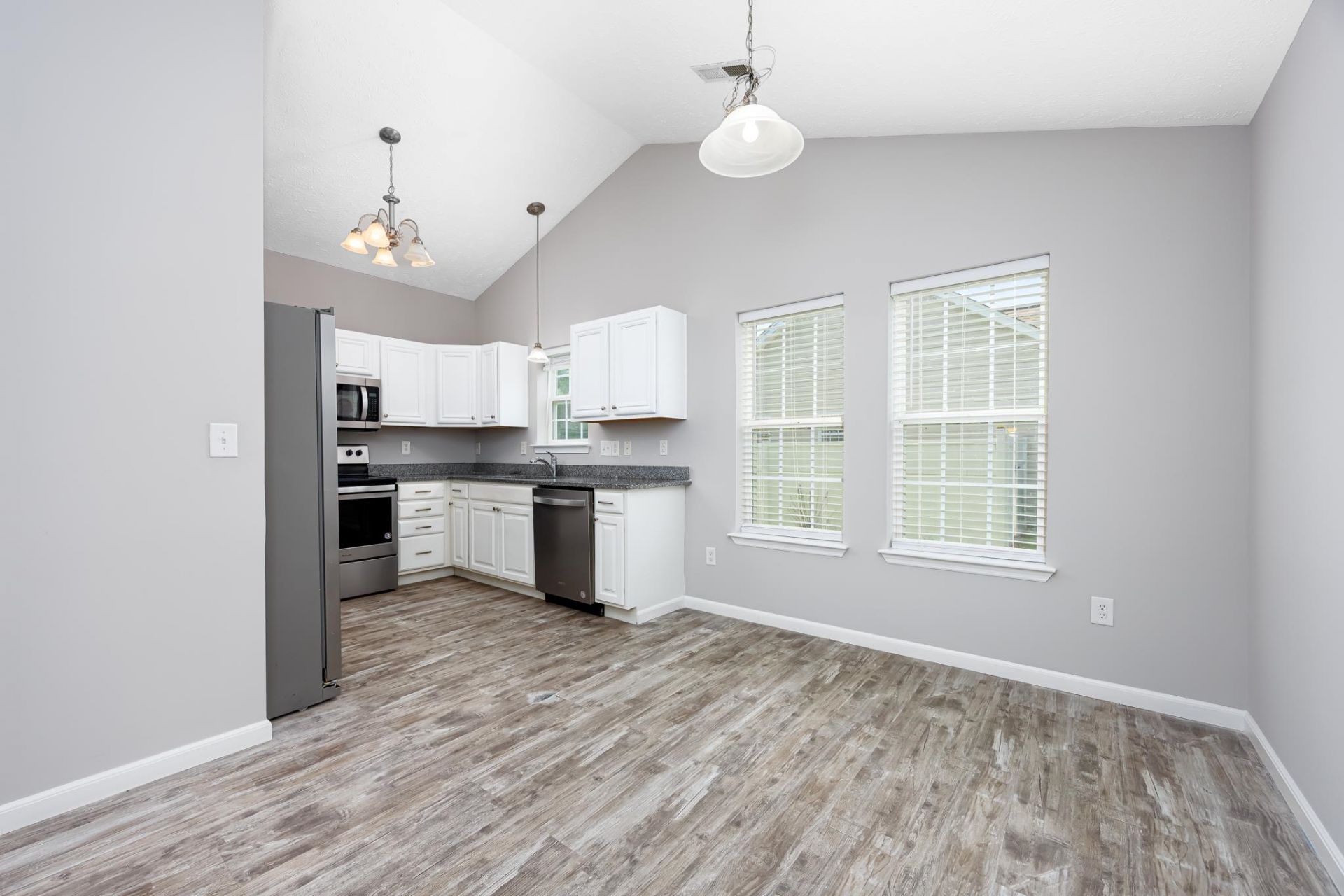 151 Heath Dr. Photo 9