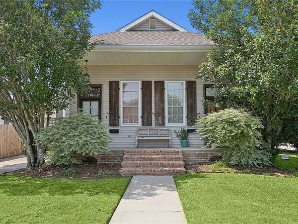 402 POLK Street , New Orleans, LA 70124