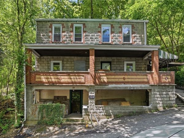 139 Leneake St, Turtle Creek, PA 15145