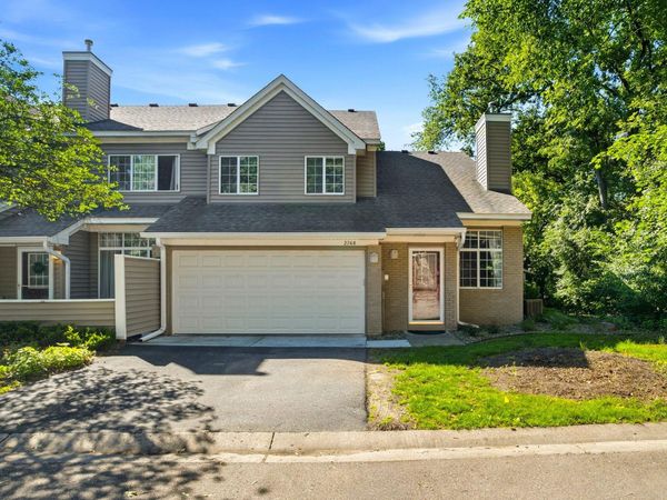 2768 Autumnwood Lane, Hopkins, MN 55305
