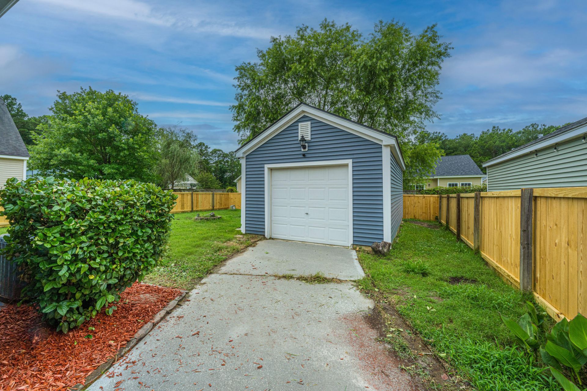 325 Harriswood Lane Photo 24