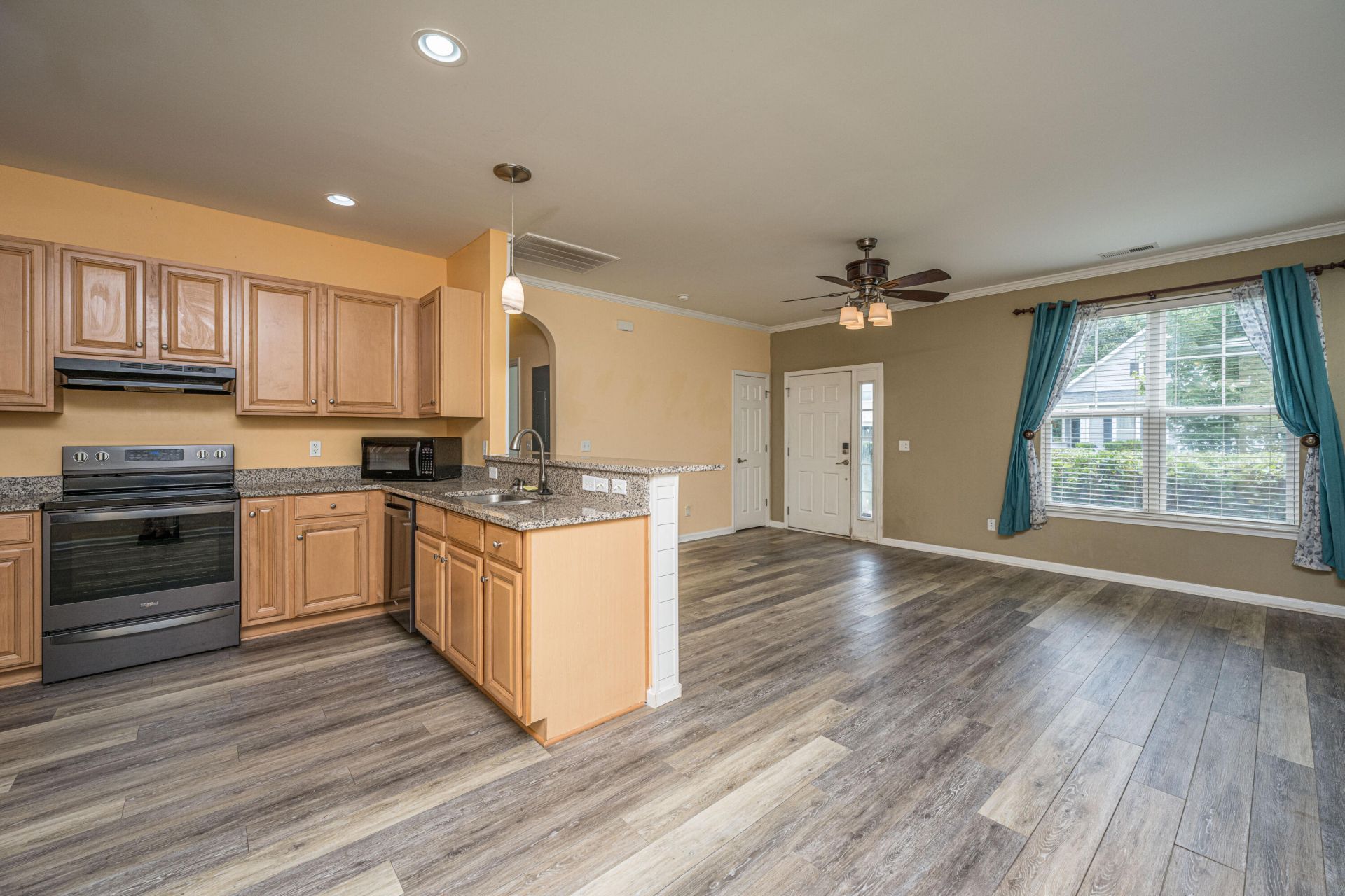 325 Harriswood Lane Photo 38