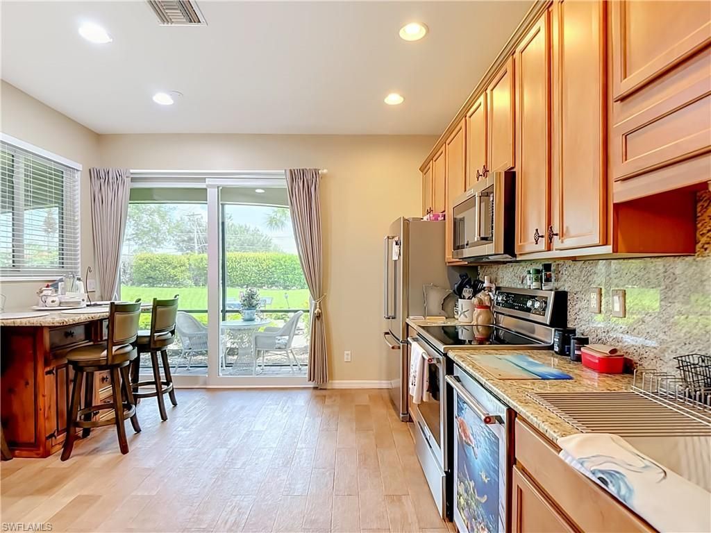 2401 Caslotti Way , Cape Coral, FL 33909 Photo