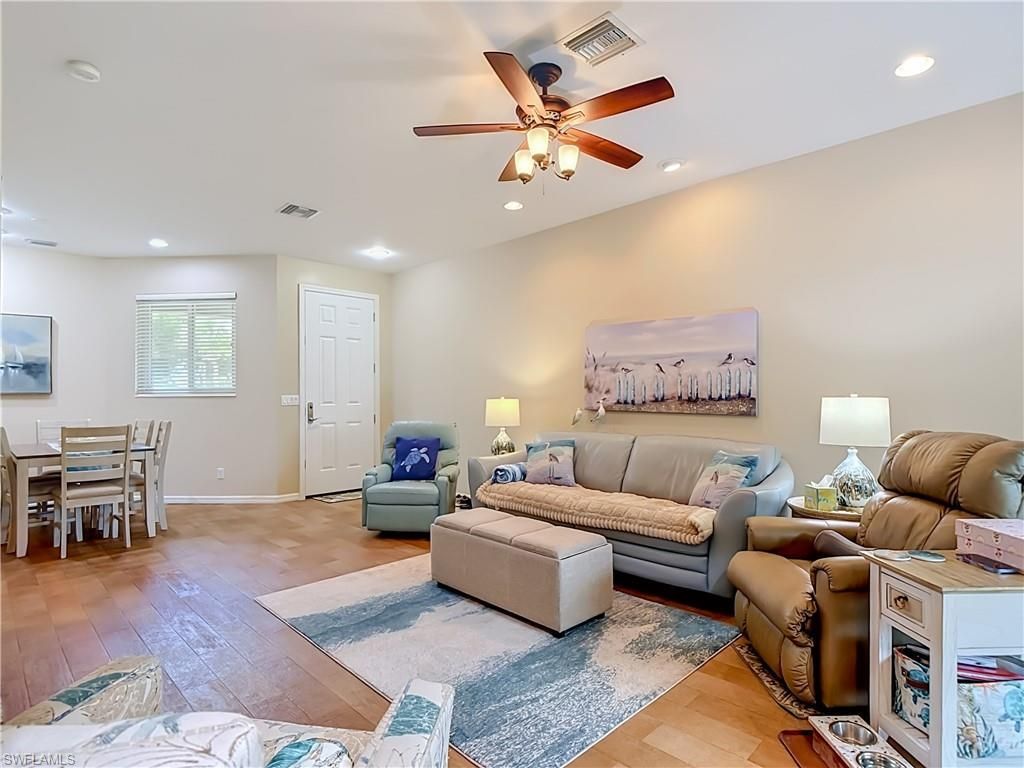 2401 Caslotti Way , Cape Coral, FL 33909 Photo