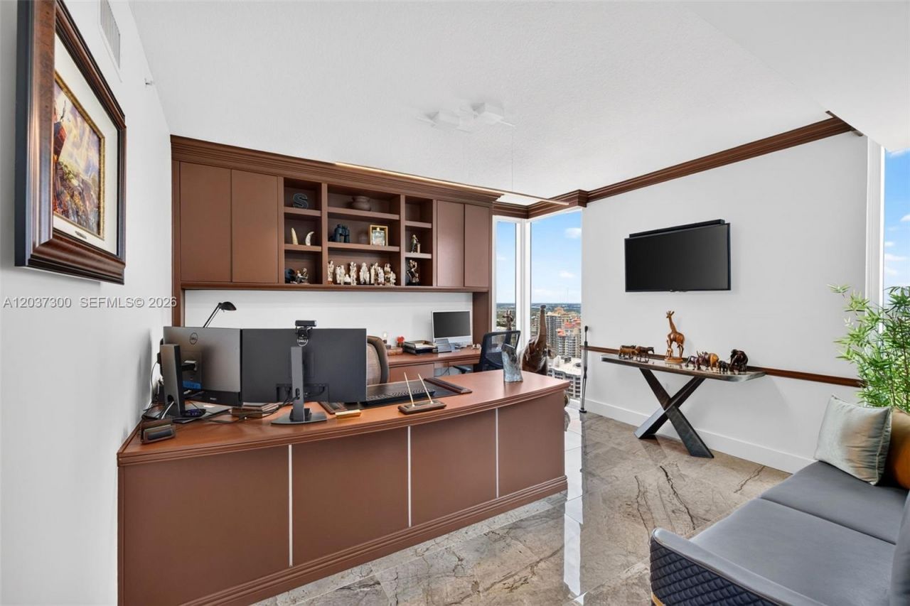 3370 Hidden Bay Dr, Unit #UPH3715, Aventura, FL 33180 Photo