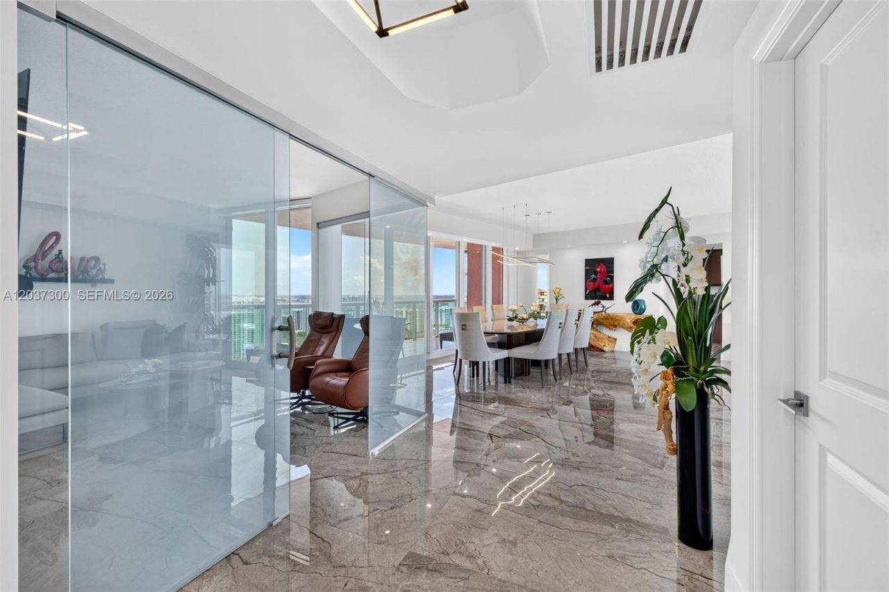 3370 Hidden Bay Dr, Unit #UPH3715, Aventura, FL 33180 Photo