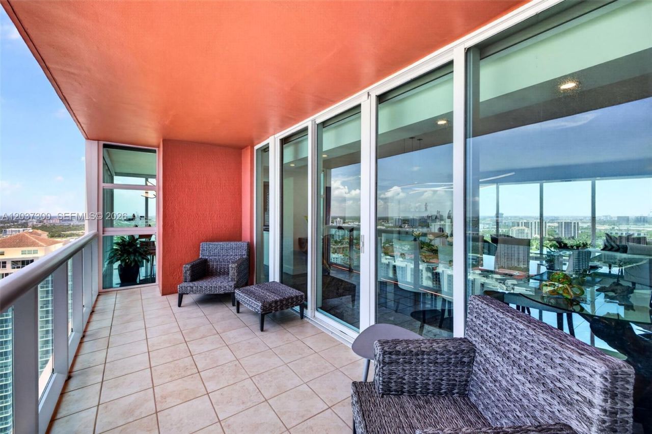 3370 Hidden Bay Dr, Unit #UPH3715, Aventura, FL 33180 Photo
