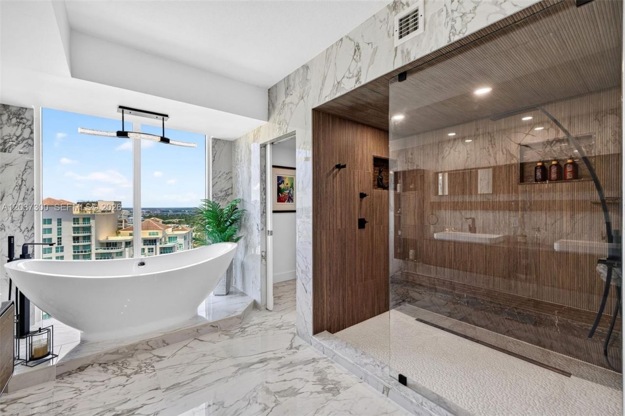 3370 Hidden Bay Dr, Unit #UPH3715, Aventura, FL 33180 Photo