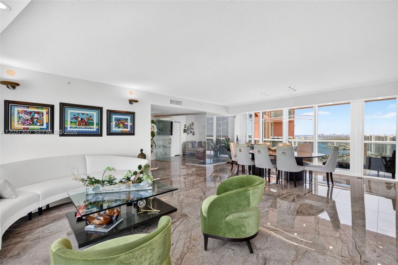 3370 Hidden Bay Dr, Unit #UPH3715, Aventura, FL 33180 Photo