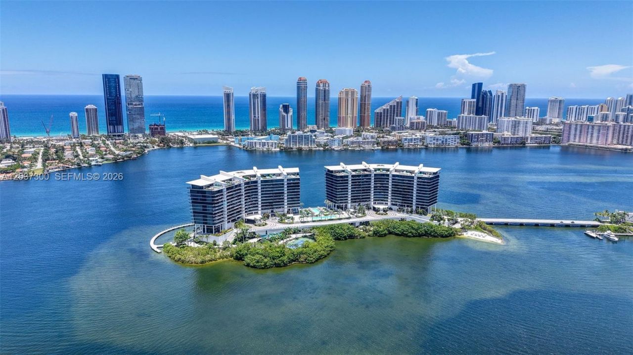 3370 Hidden Bay Dr, Unit #UPH3715, Aventura, FL 33180 Photo