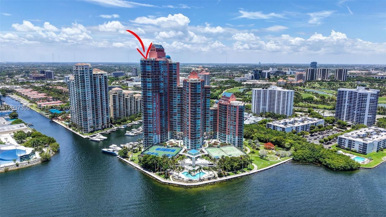 3370 Hidden Bay Dr, Unit #UPH3715, Aventura, FL 33180 Photo