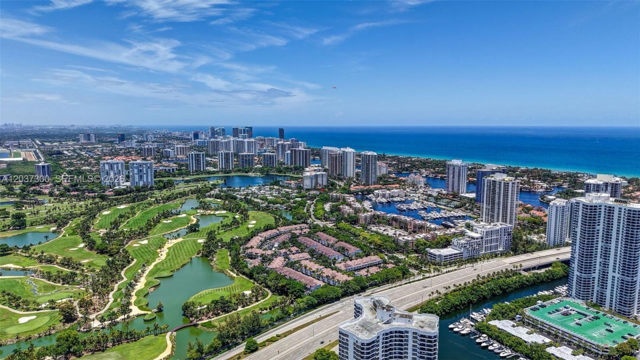 3370 Hidden Bay Dr, Unit #UPH3715, Aventura, FL 33180 Photo