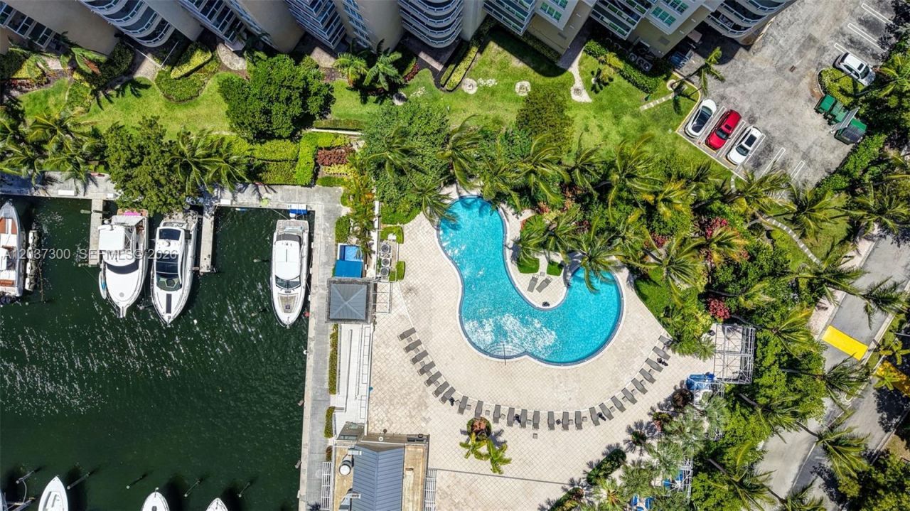 3370 Hidden Bay Dr, Unit #UPH3715, Aventura, FL 33180 Photo