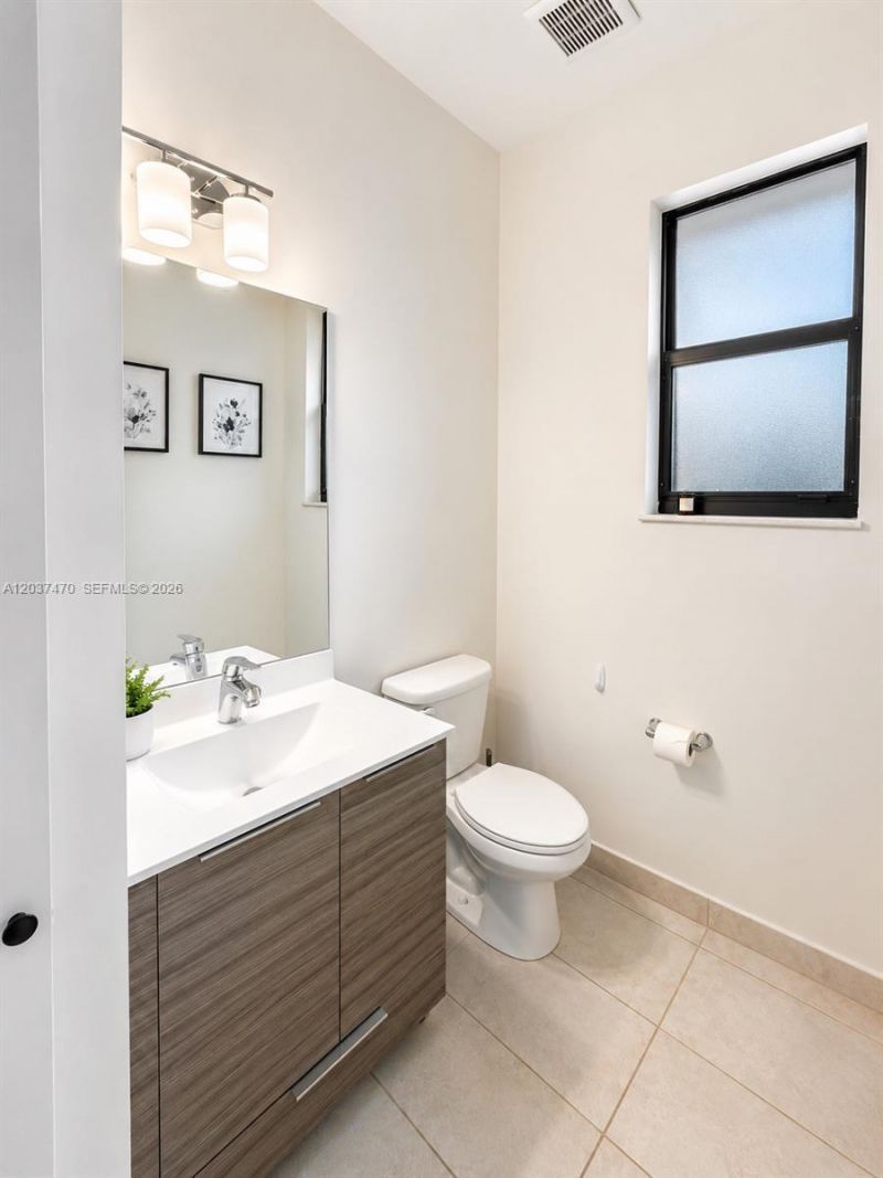 15778 NW 91st Ct, Unit 15778, Miami Lakes, FL 33018 Photo