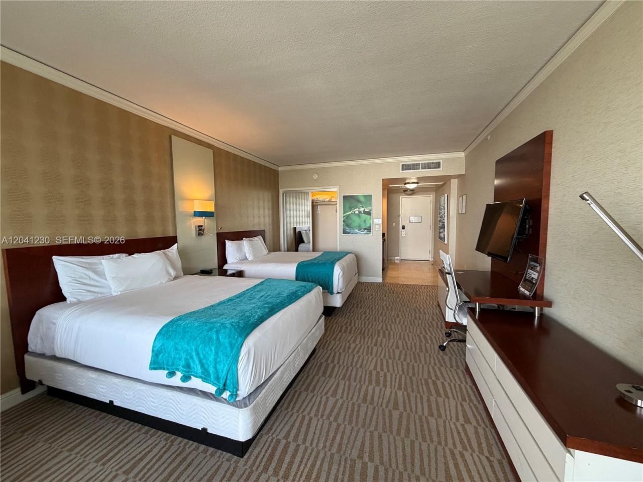 18001 Collins Ave, Unit 618, Sunny Isles Beach, FL 33160 Photo