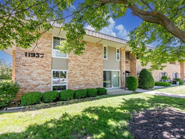 11957 W Appleton Ave, Unit 9, Milwaukee, WI 53224