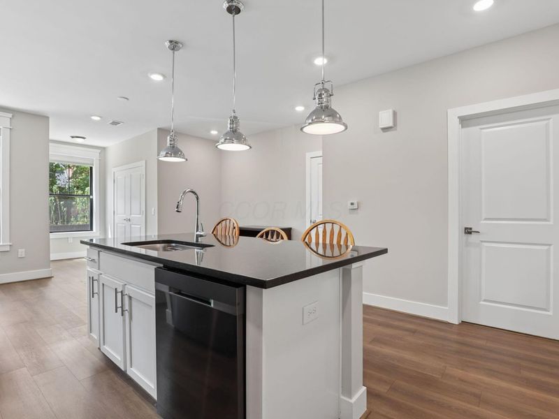 1320 Forsythe Avenue, Columbus, OH 43201 Photo 10
