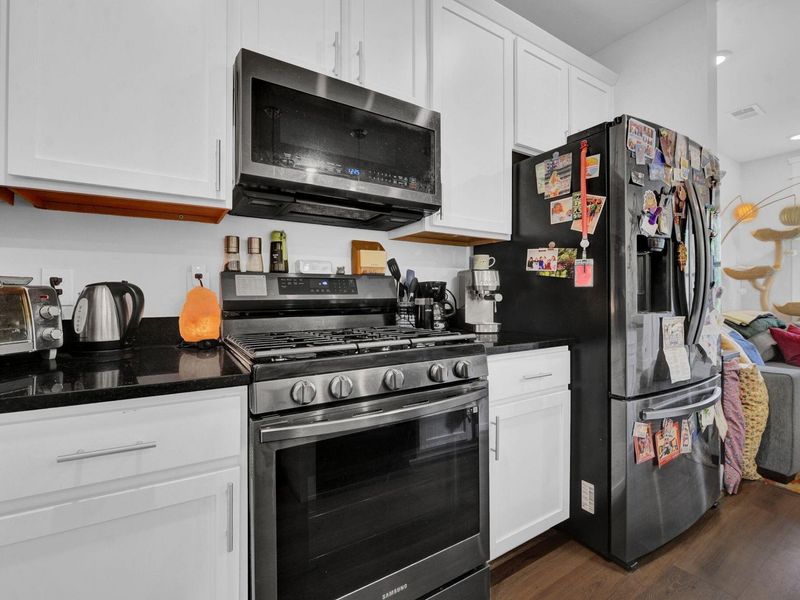 1320 Forsythe Avenue, Columbus, OH 43201 Photo 12