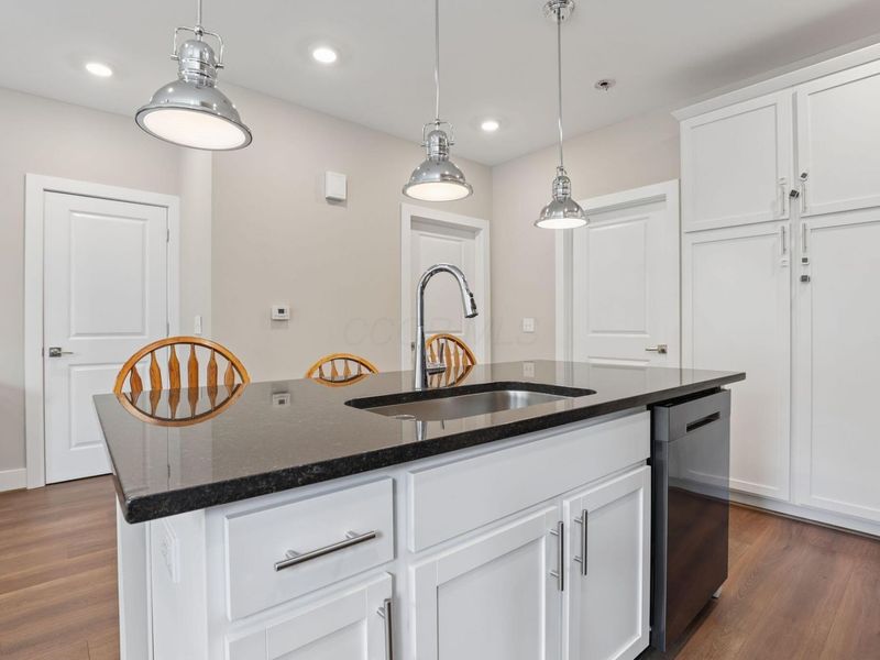 1320 Forsythe Avenue, Columbus, OH 43201 Photo 13