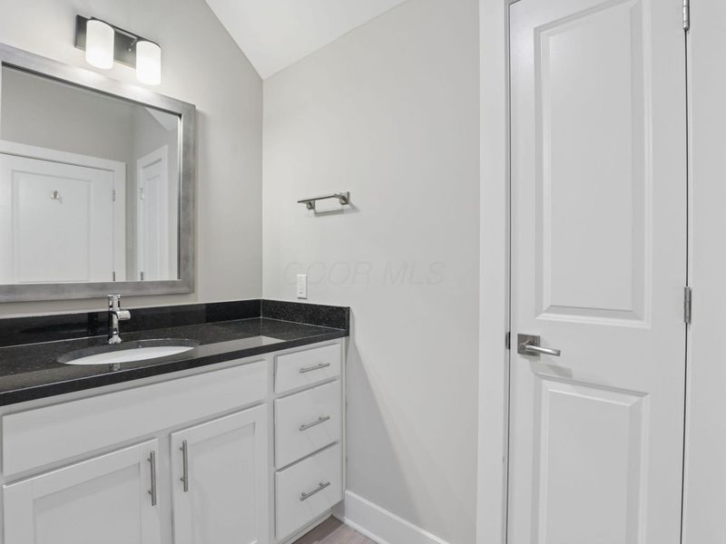 1320 Forsythe Avenue, Columbus, OH 43201 Photo 17