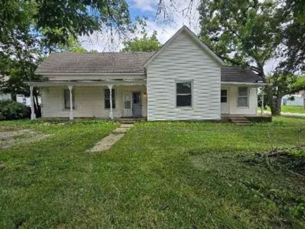 406 Main Street, Garden City, MO 64747