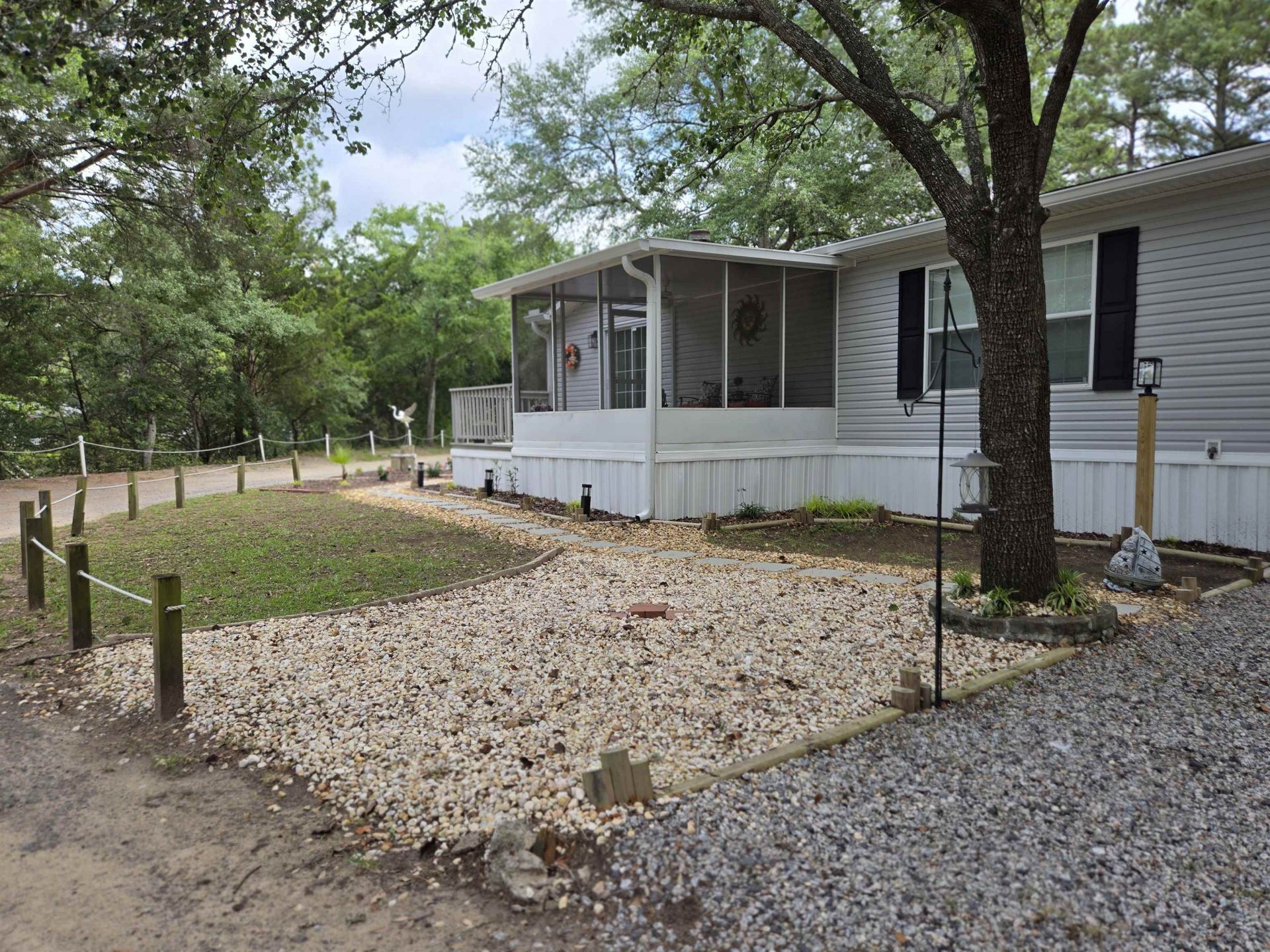457 E Banks Dr. Photo 12