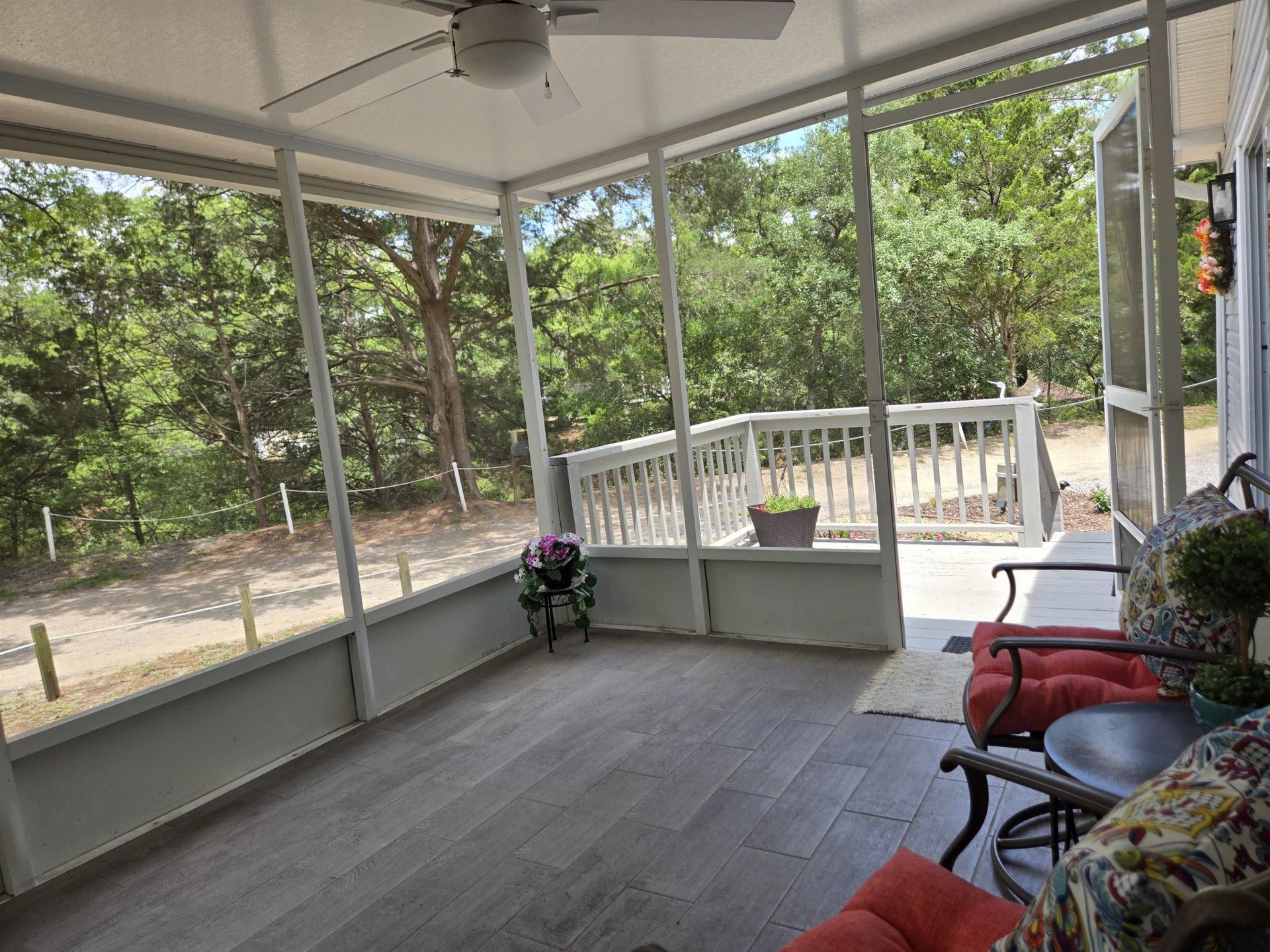 457 E Banks Dr. Photo 15
