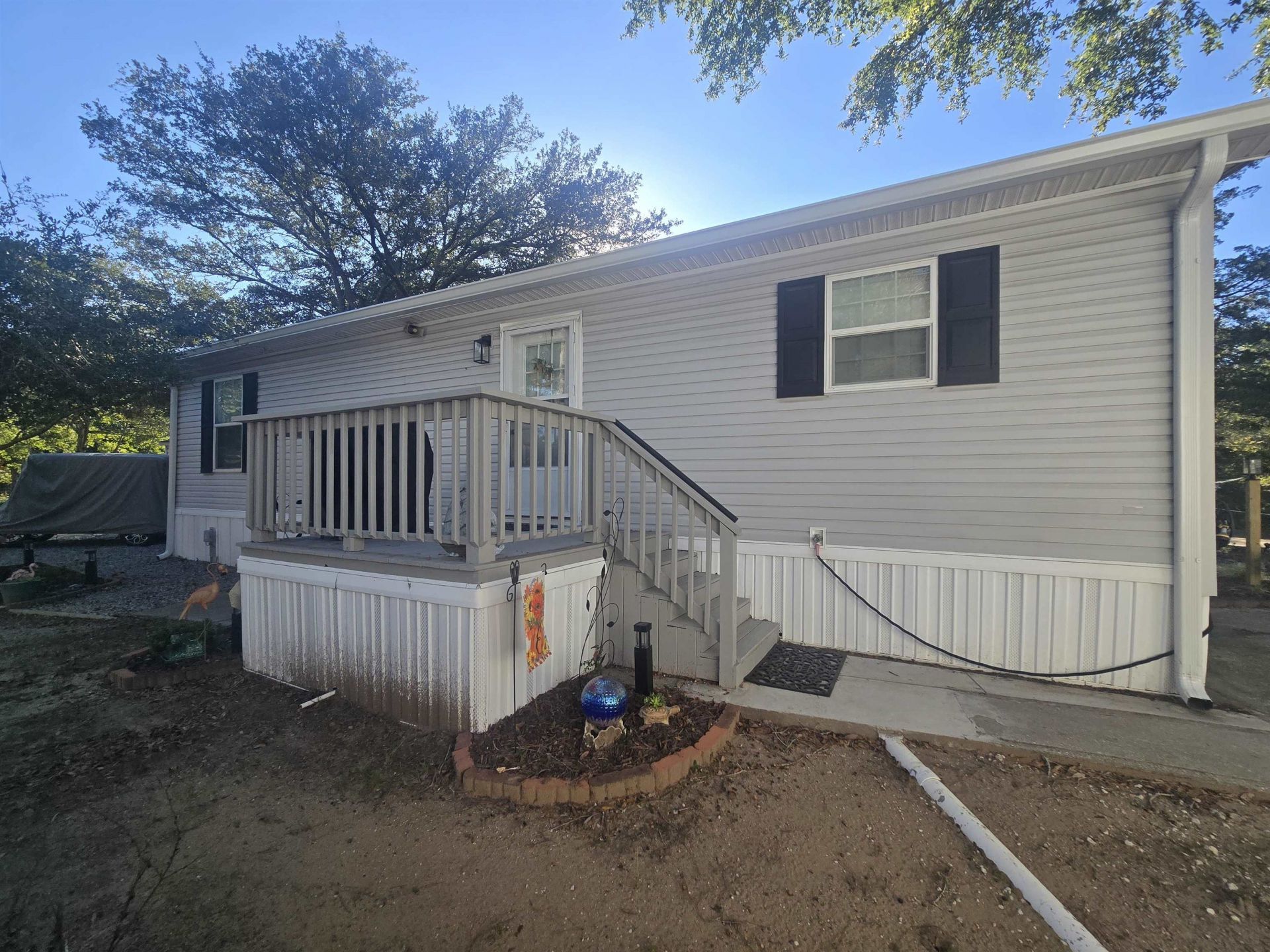 457 E Banks Dr. Photo 9