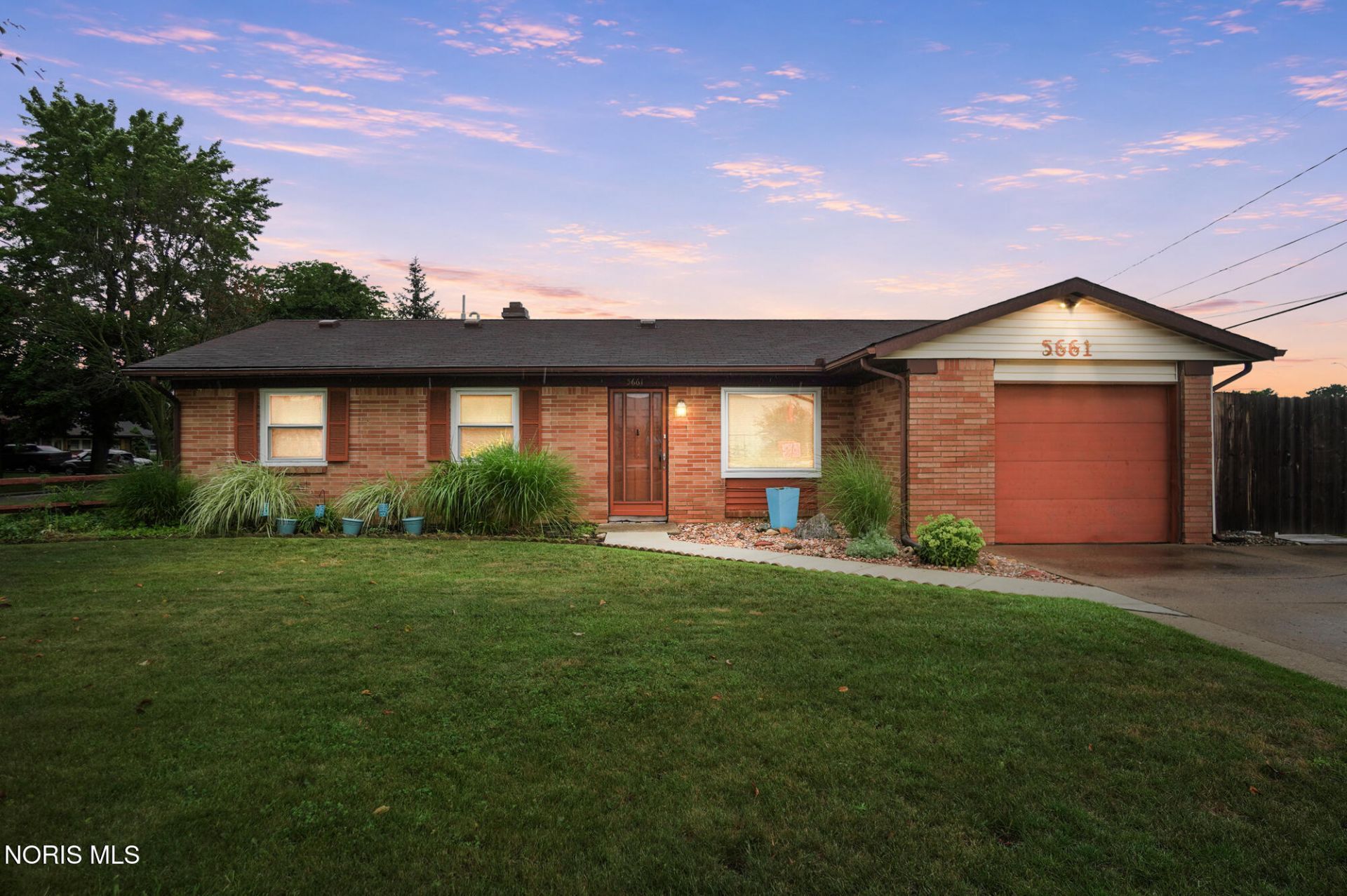 5661 Jackman Road, Toledo, OH 43613 Main Photo