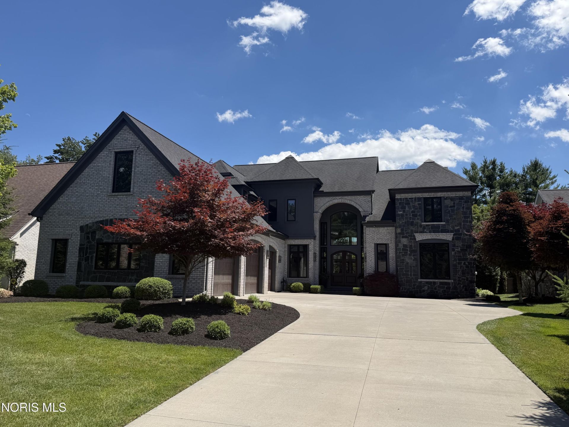 2 Corey Creek Road , Toledo, OH 43623 Main Photo