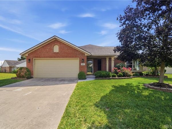 1227 Mals Way, Miamisburg, OH 45342