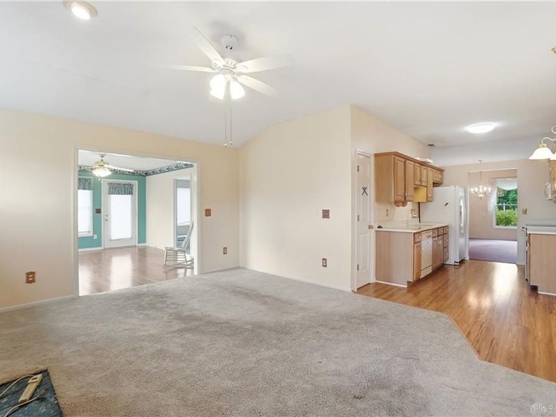 1227 Mals Way, Miamisburg, OH 45342 Photo 16