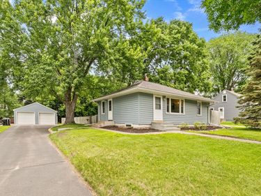 2469 Woodale Drive, Mounds View, MN 55112