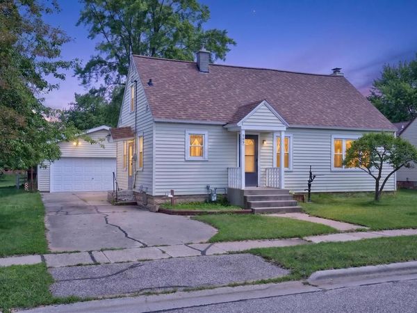 908 W 5TH STREET, Nekoosa, WI 54457
