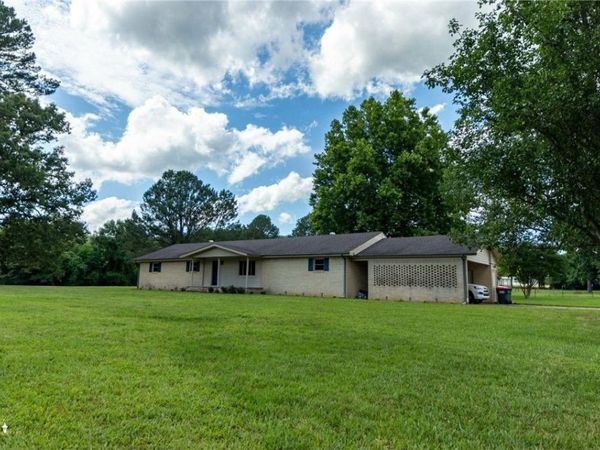 232 CENTER VALLEY Road , Russellville, AR 72802