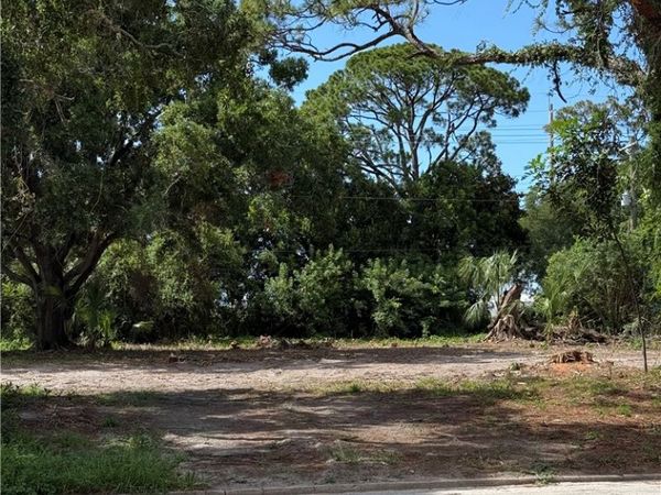 2512 Atlantic Boulevard, Vero Beach, FL 32960