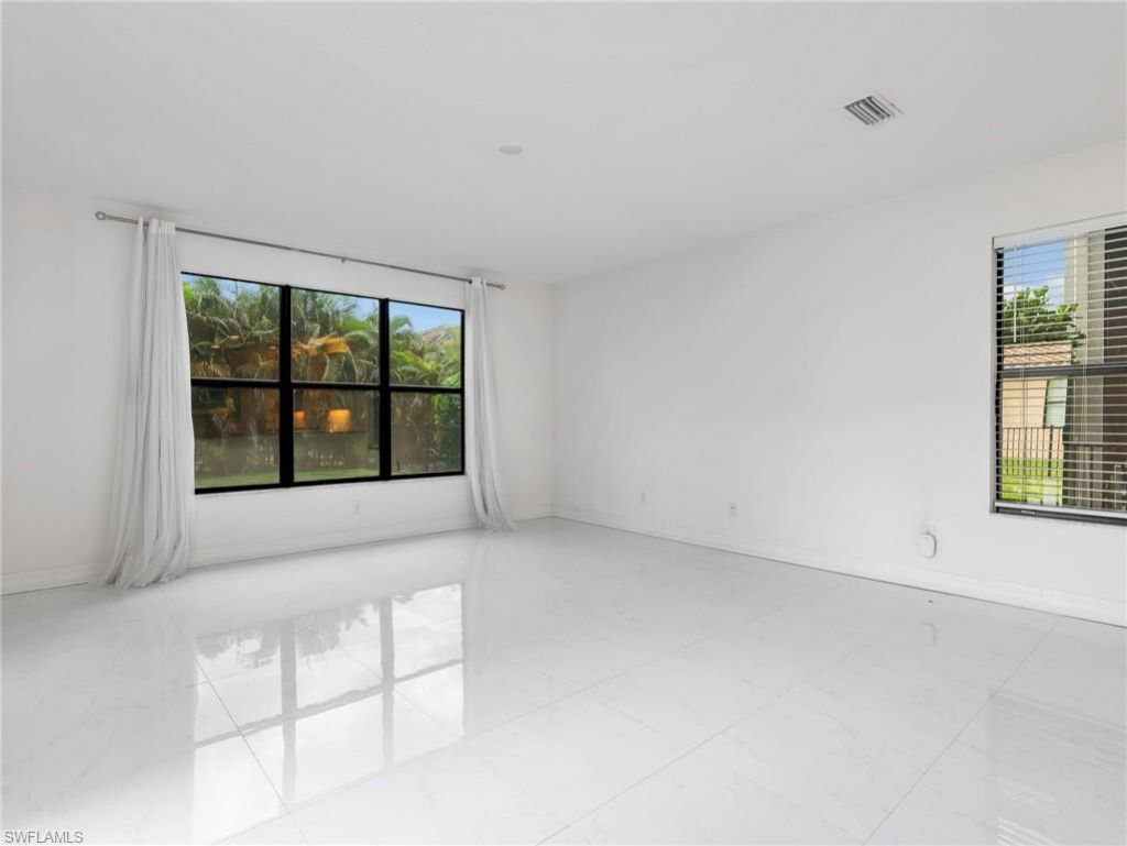 10008 Chesapeake Bay Dr , Fort Myers, FL 33913 Photo